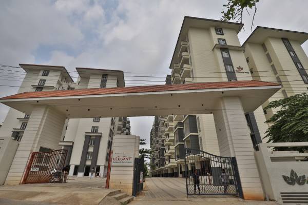  whispering-winds Elevation