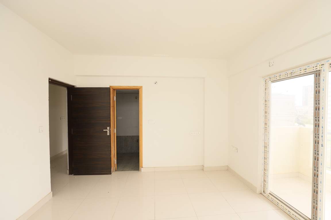  whispering winds Bedroom