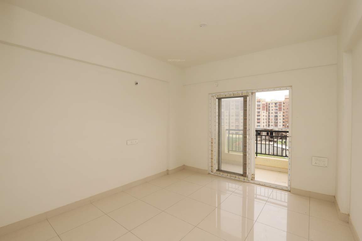  whispering winds Living Area