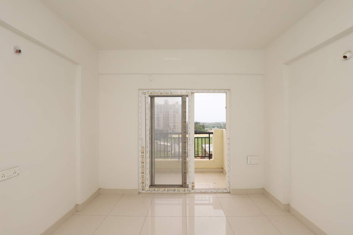  whispering winds Living Area