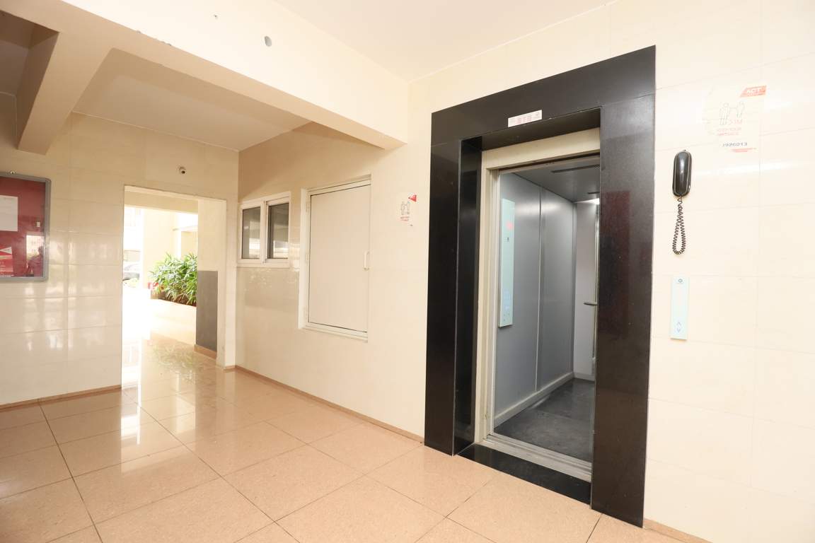  whispering winds Living Area