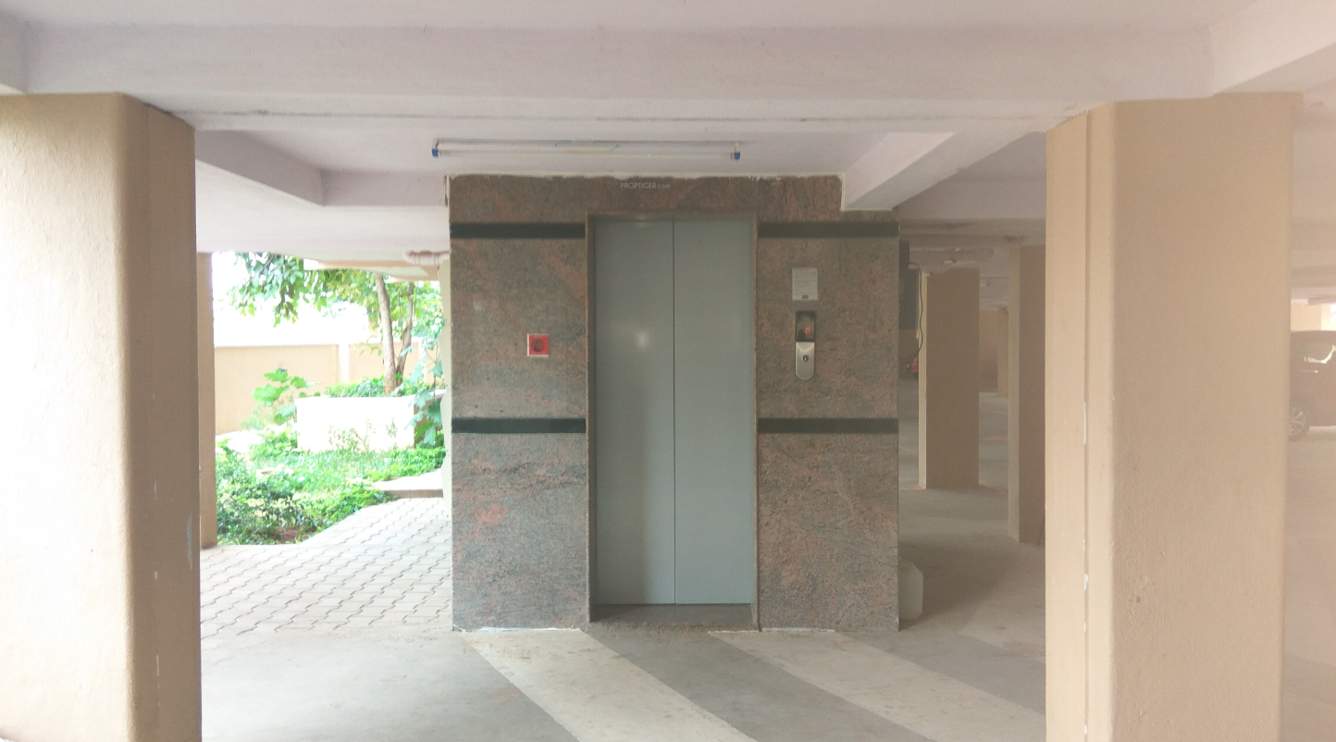  the greens slr cassia court Lift(s)