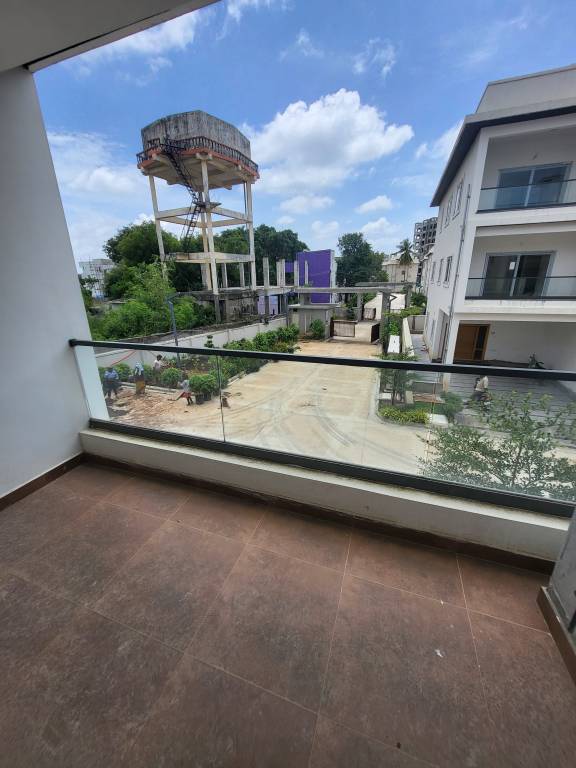 shantasriram brookwoods Balcony