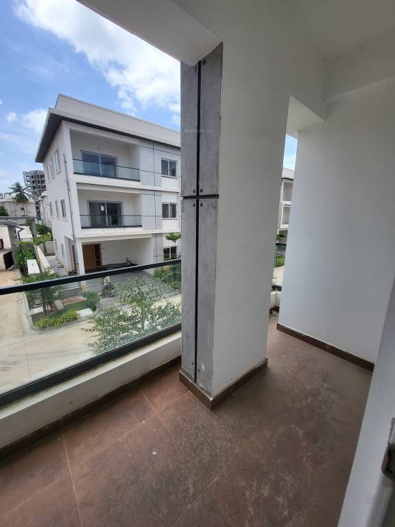 shantasriram brookwoods Balcony