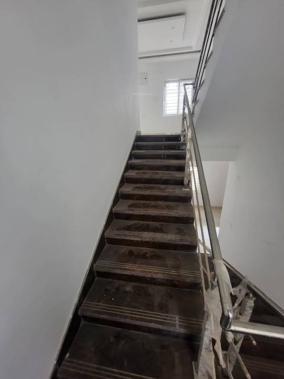 shantasriram brookwoods Lobby