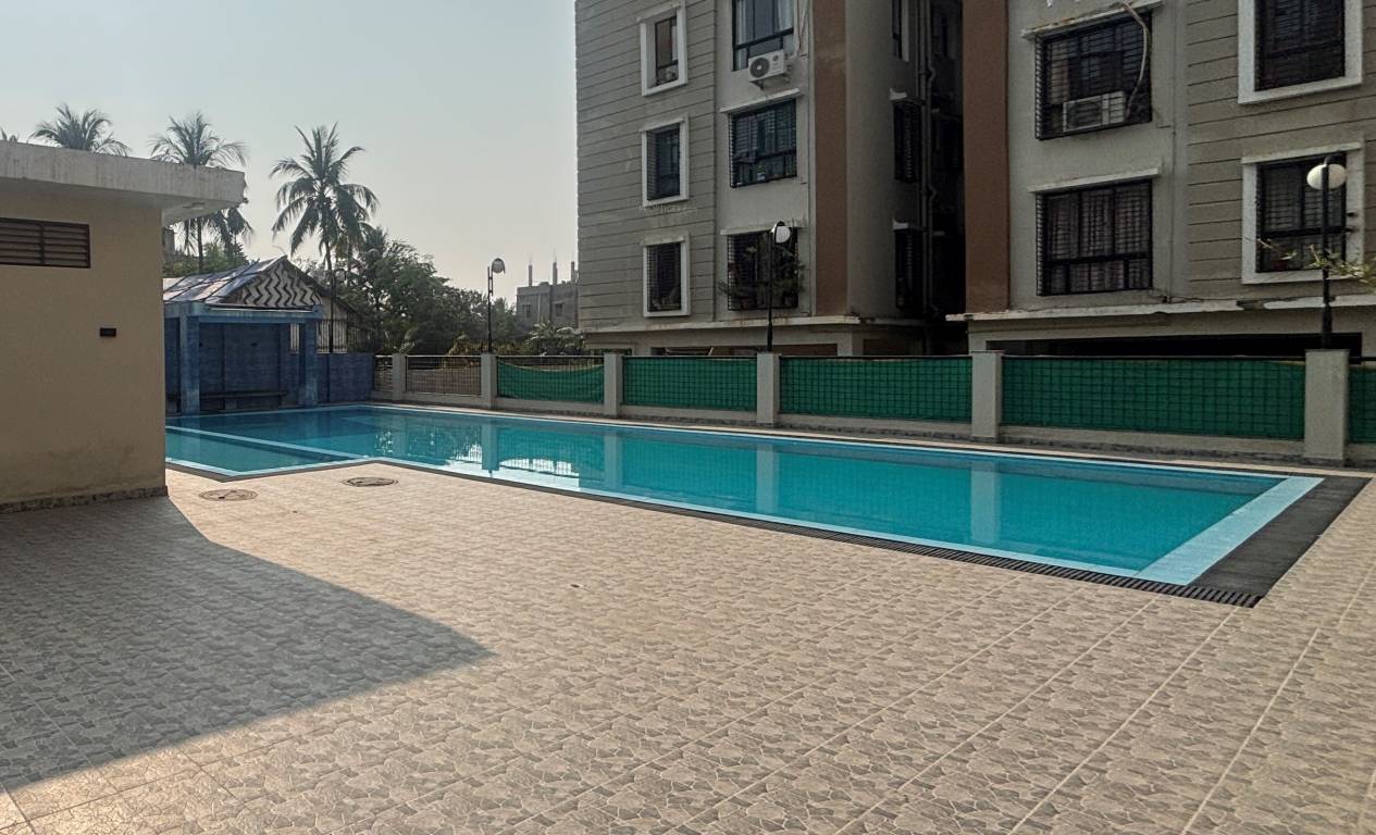  meena aurum Swimming Pool