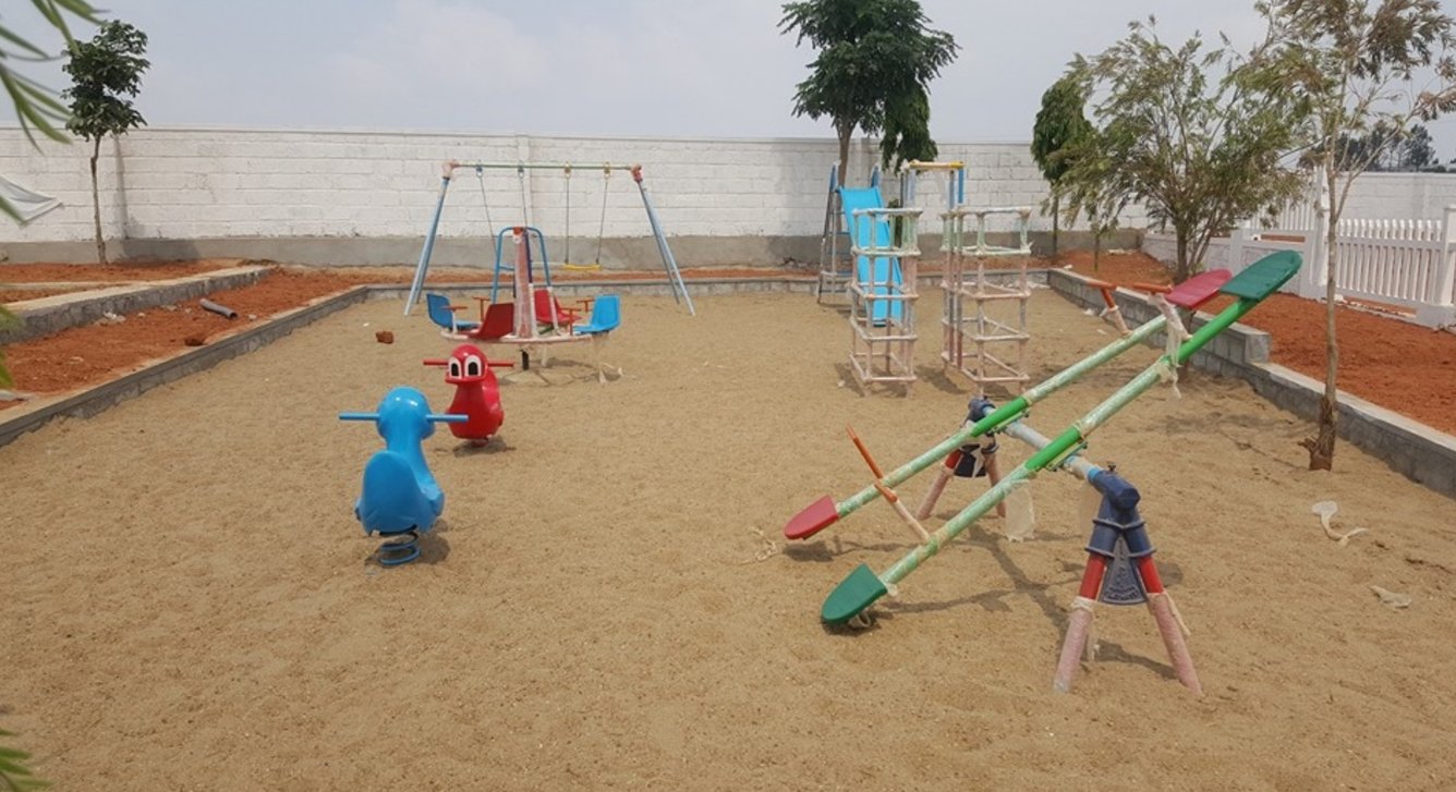 Images for Main Other of Siddhartha Sunny Vistaa