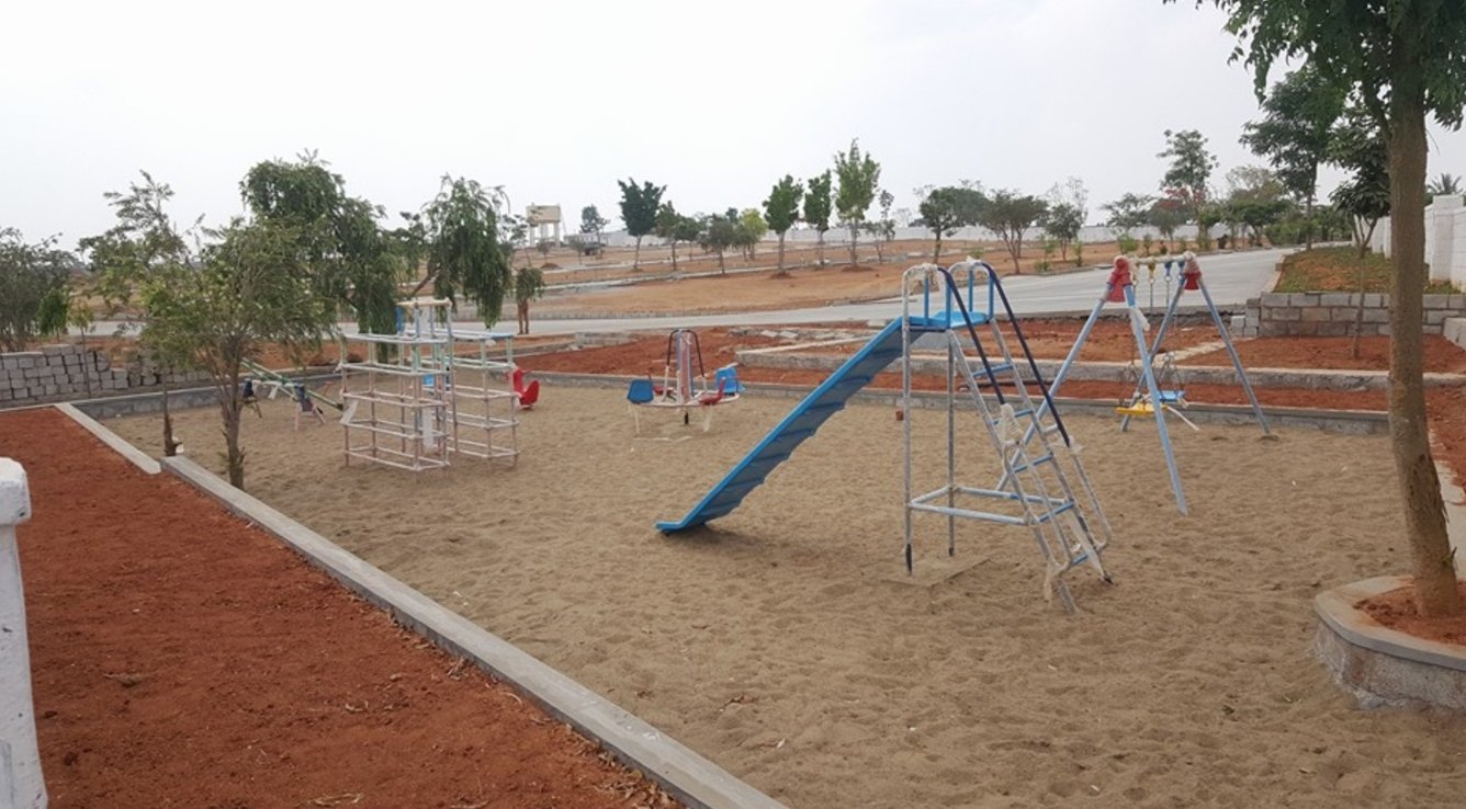 Images for Main Other of Siddhartha Sunny Vistaa