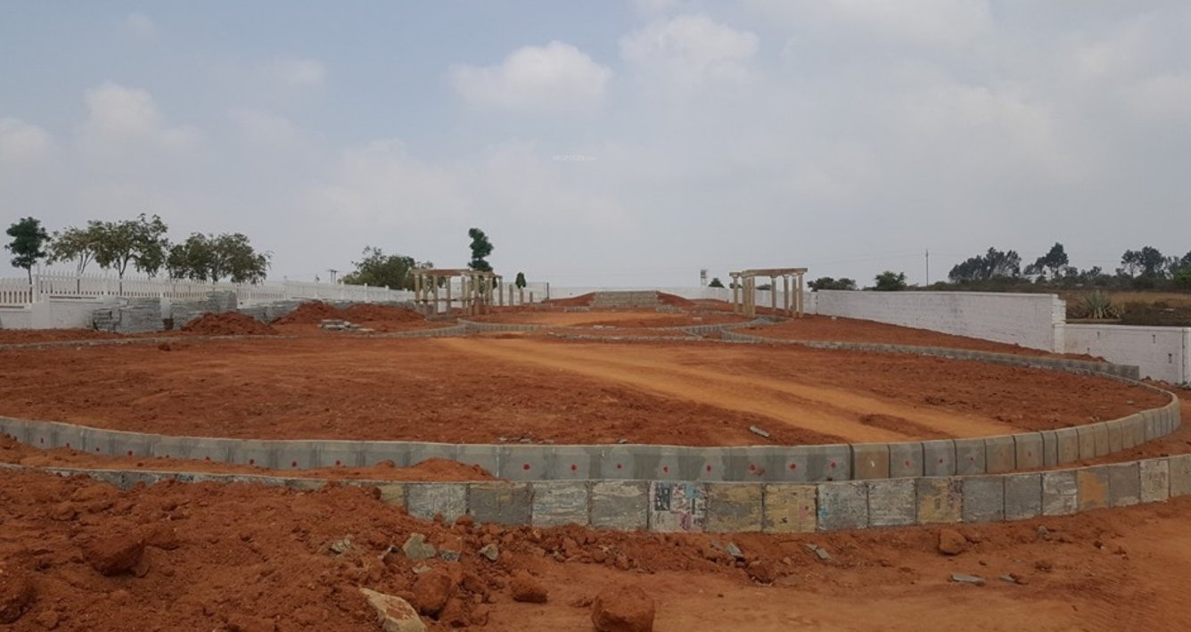 Images for Main Other of Siddhartha Sunny Vistaa