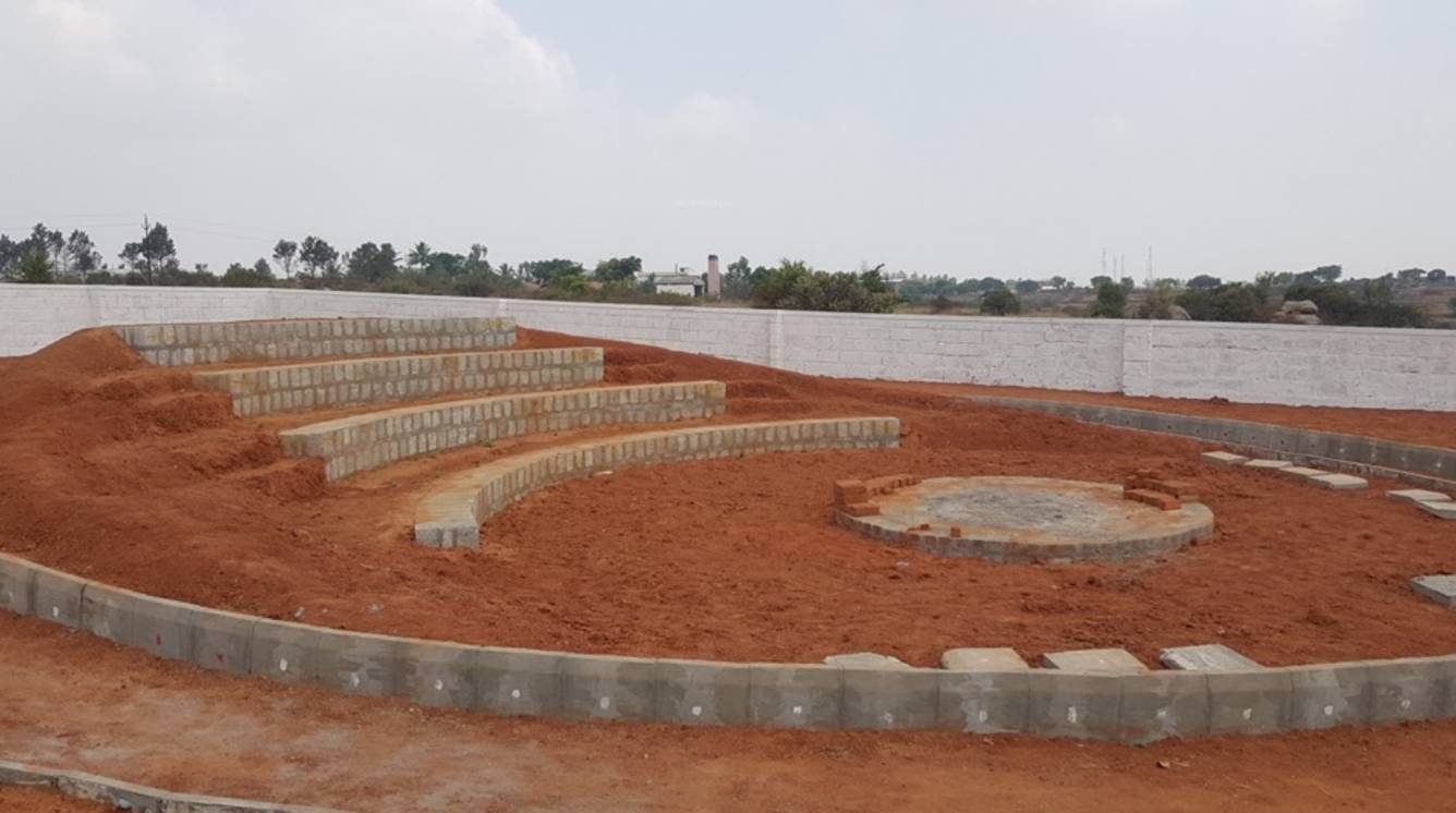 Images for Main Other of Siddhartha Sunny Vistaa