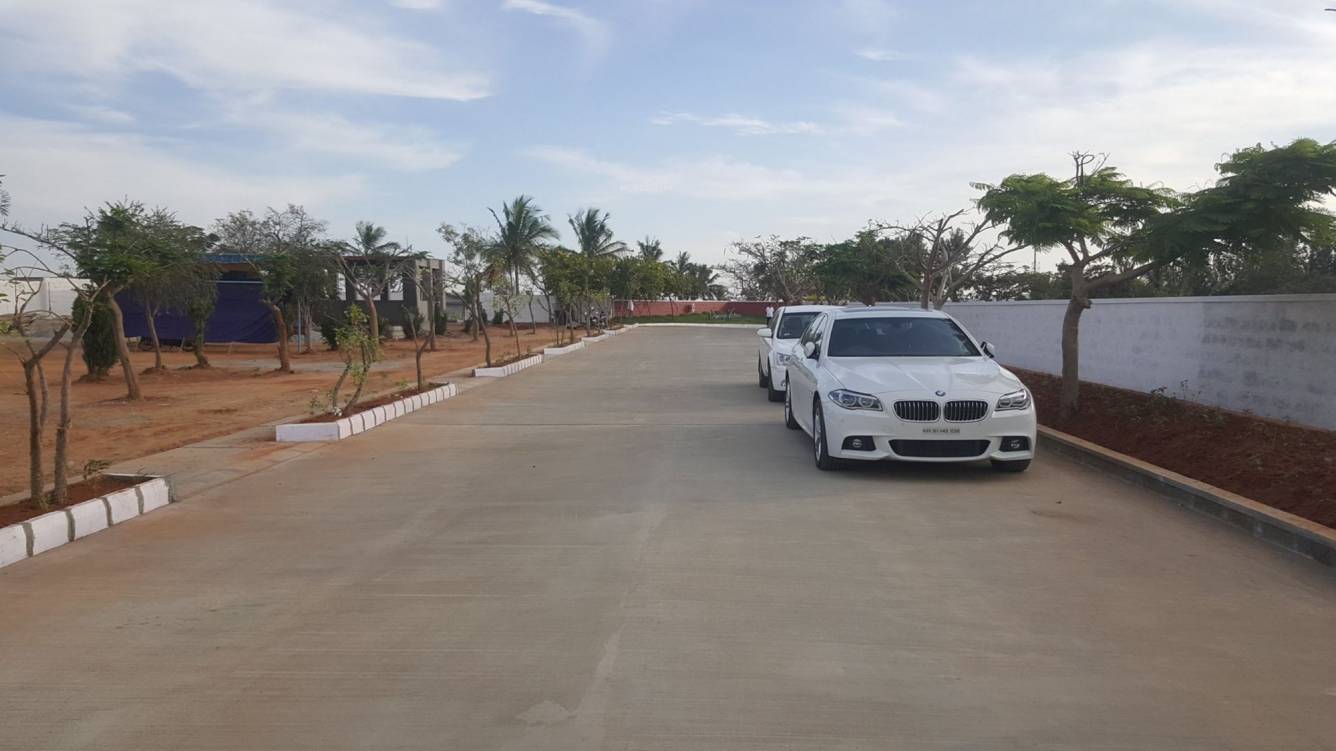 Images for Main Other of Siddhartha Sunny Vistaa