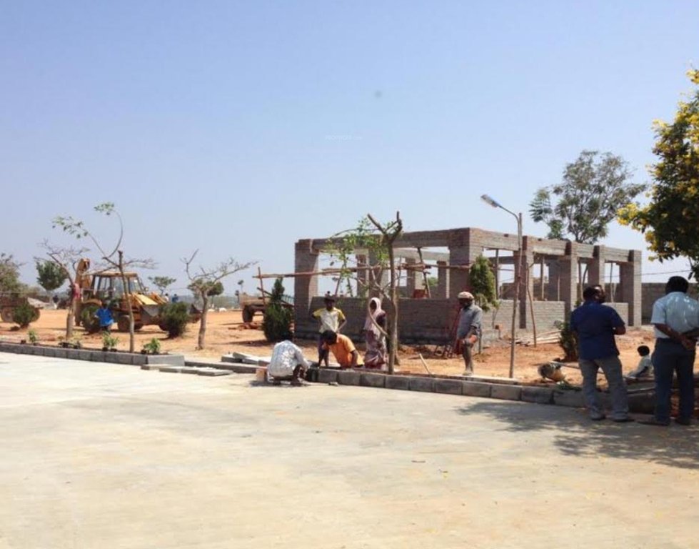 Images for Main Other of Siddhartha Sunny Vistaa