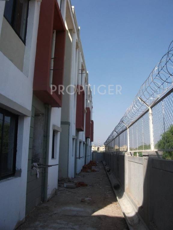  om residency Parshwanath Realty Om Residency