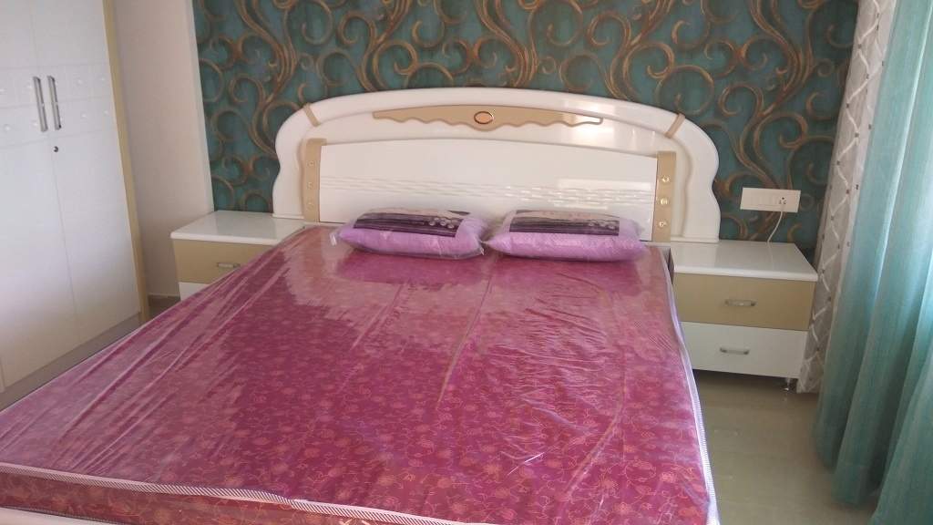  eastern royale a wing Bedroom