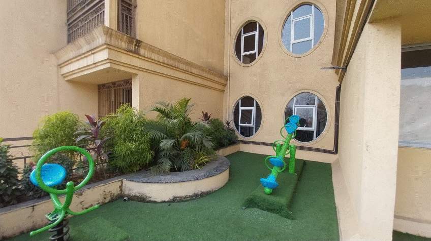  royale Children's play area