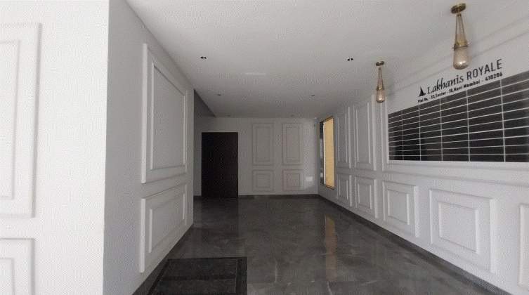 royale Entrance Lobby