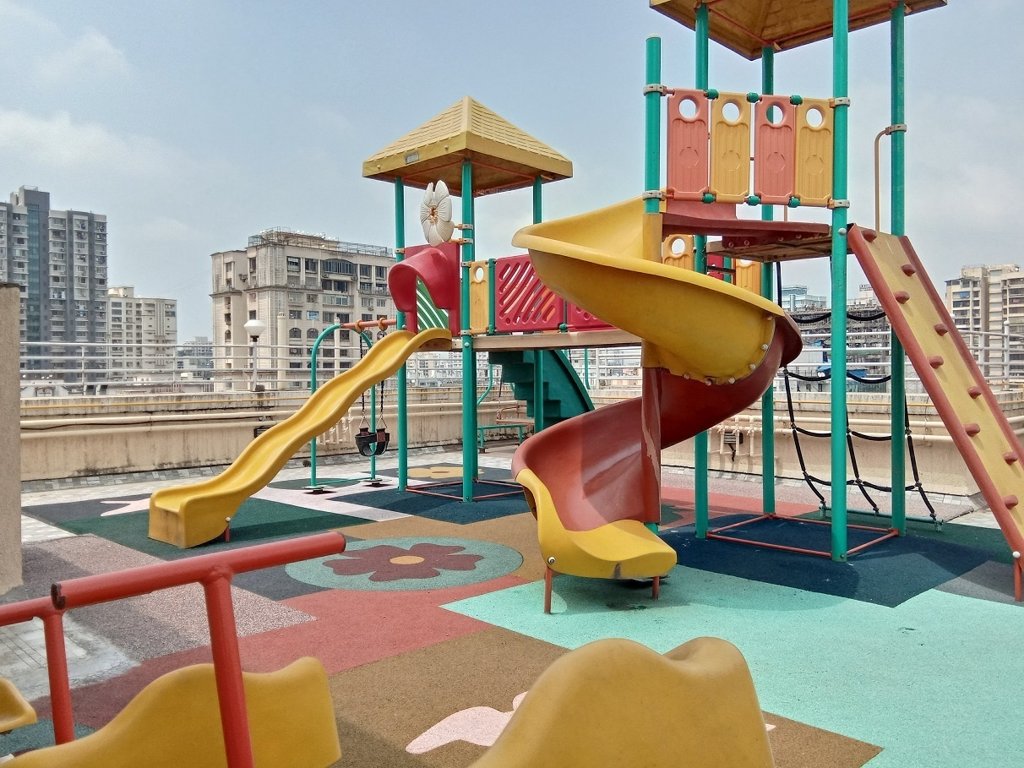  diamond Children's play area