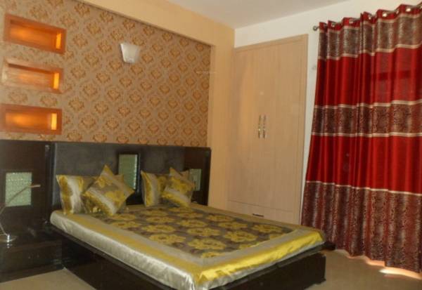 Images for Main Other of Soni Greens