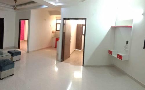  palm-valley Images for Main Other of Lucky Palm Valley