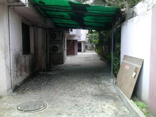  greens Images for Amenities of Daffodil Greens