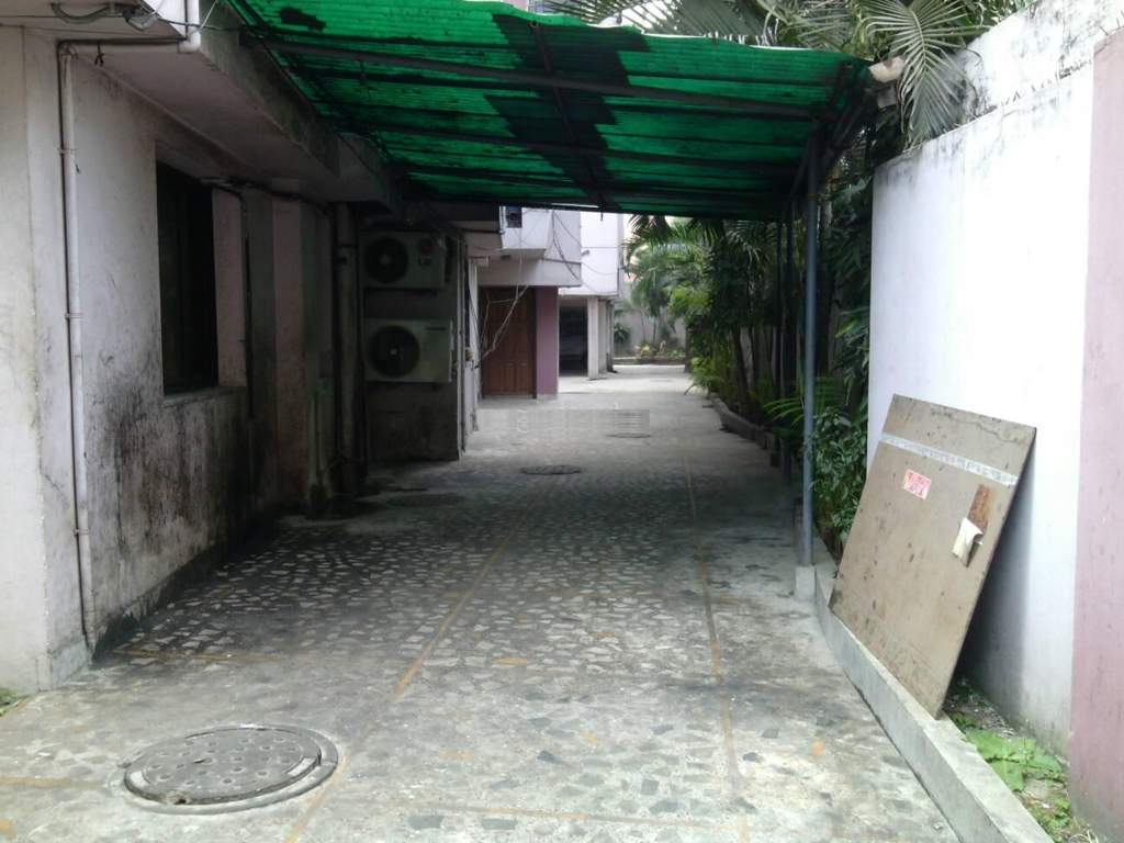  greens Images for Amenities of Daffodil Greens