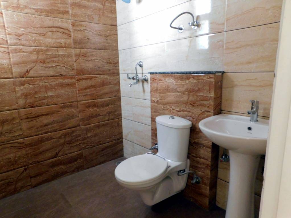 Images for Main Other of APS Highland Park