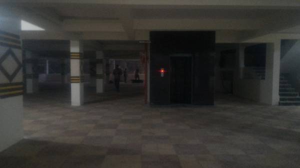  prem-sarovar Lift Available