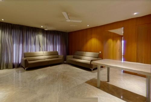  rivoli-heights Living Area