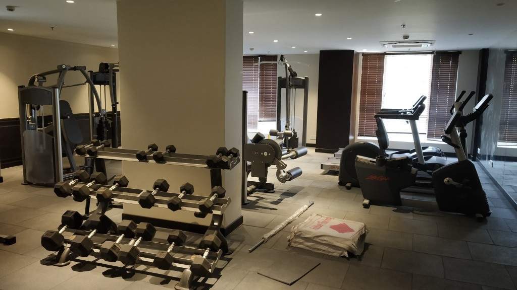  the avenue Gymnasium