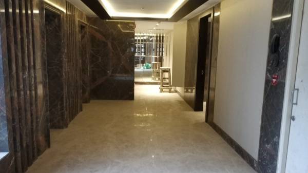 Lobby the-avenue Lobby