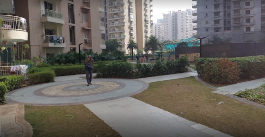  klock tower Jogging Track