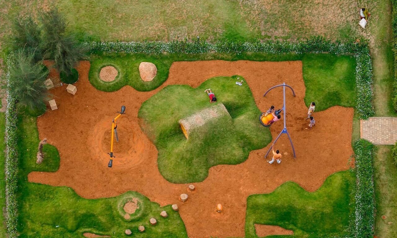 Total Environment In That Quiet Earth Phase 1