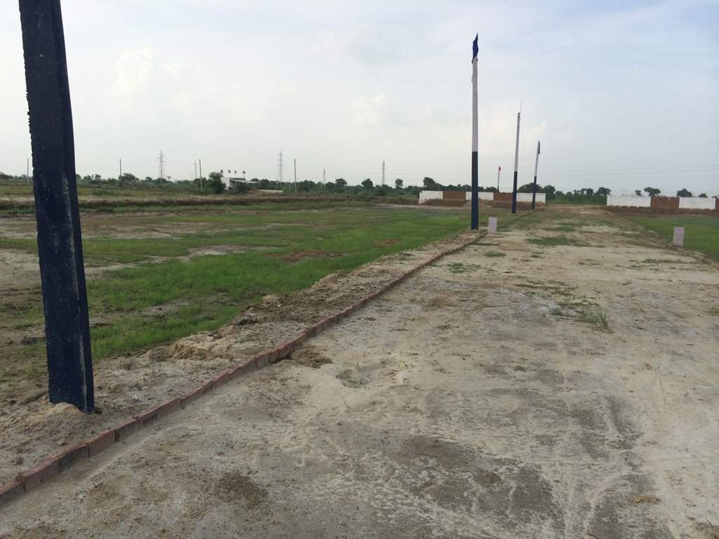 Images for Main Other of Essun Lotus City