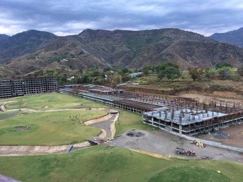  golf-estate Images for Amenities of Pacific Golf Estate