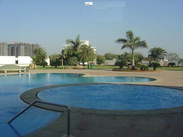  silicon county Swimming Pool