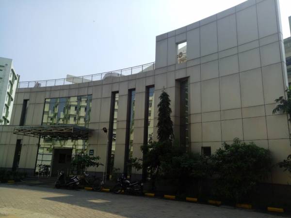  esplanade Club House