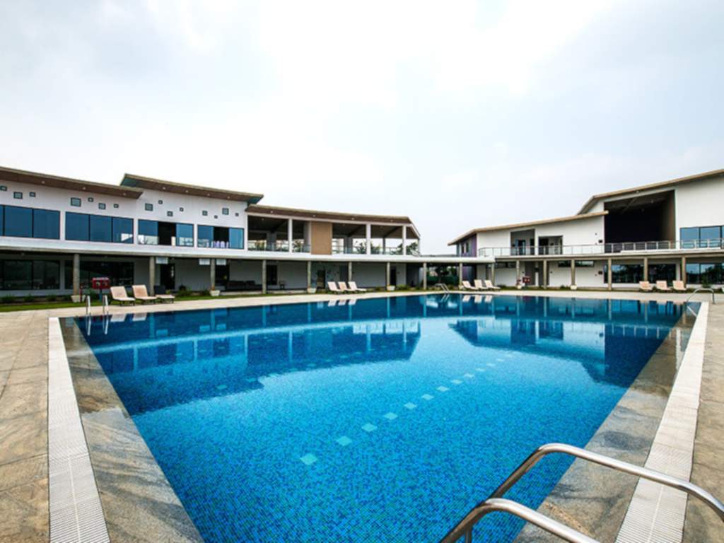 world city Swimming Pool