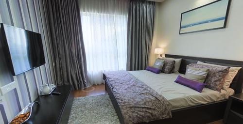  tuscan-estate-signature-meadows Bedroom