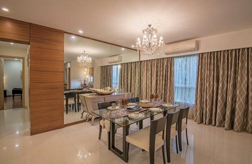  tuscan-estate-signature-meadows Dining Area