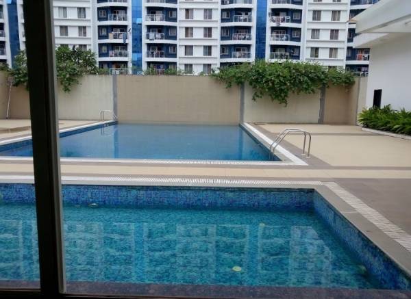  sparklet-smart-homes Swimming Pool