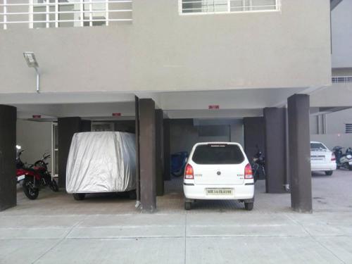  square Images for Amenities of Legacy Square