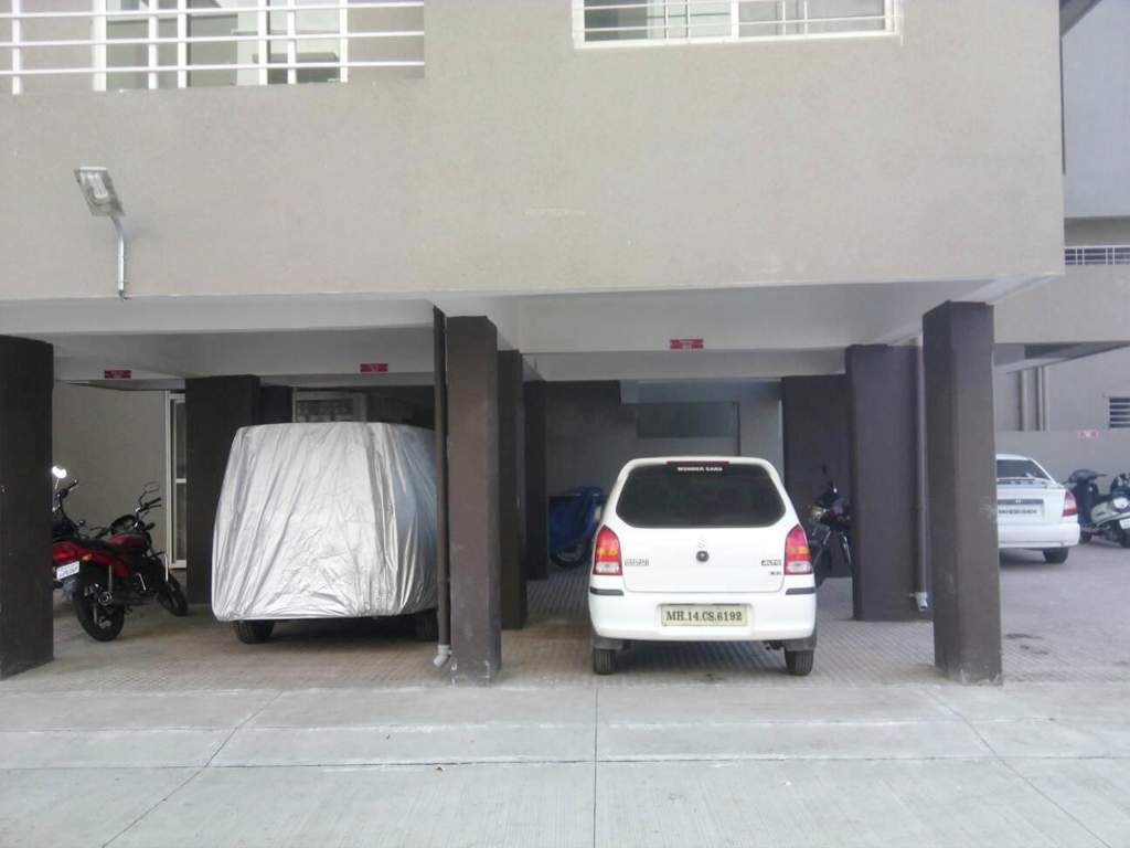  square Images for Amenities of Legacy Square