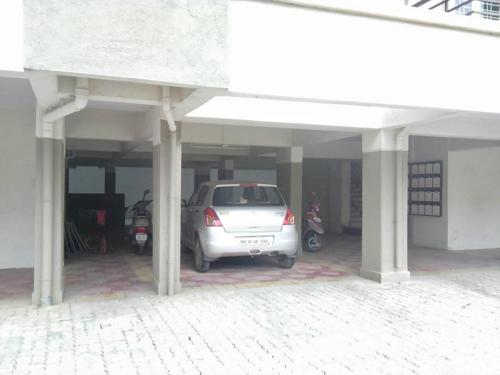  square Images for Amenities of Legacy Square