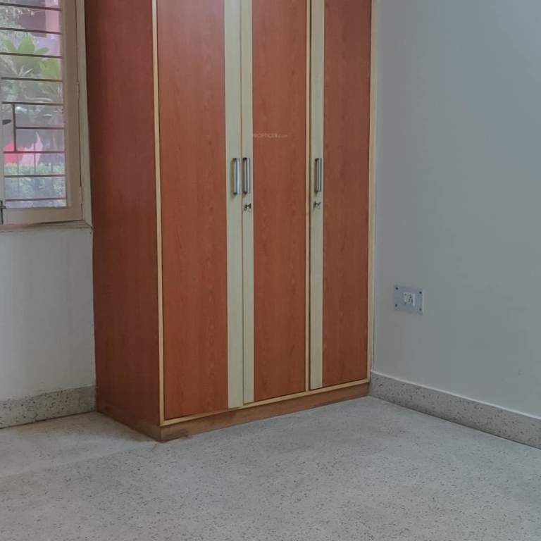  flats vasant kunj Others