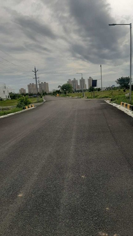  vaibhava oragadam Plot