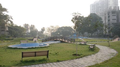  island-city-center Landscaped Gardens