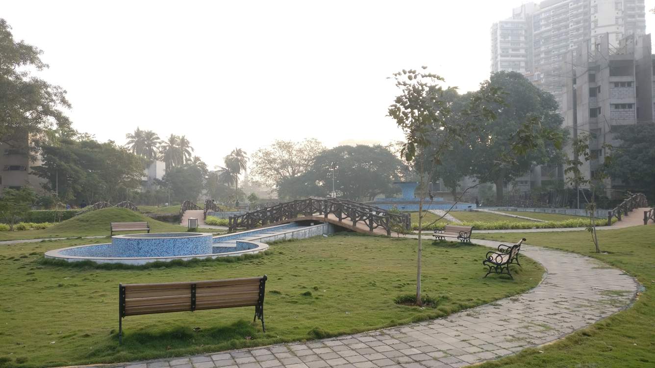 island city center Landscaped Gardens