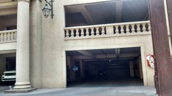  richmond Car Parking