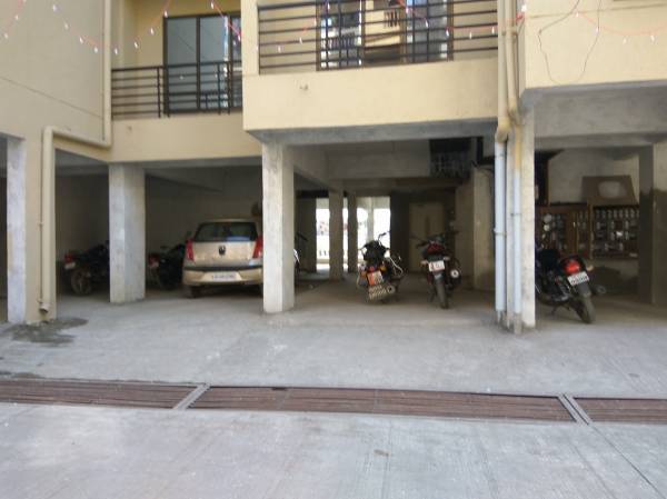  diamond-residency Car Parking