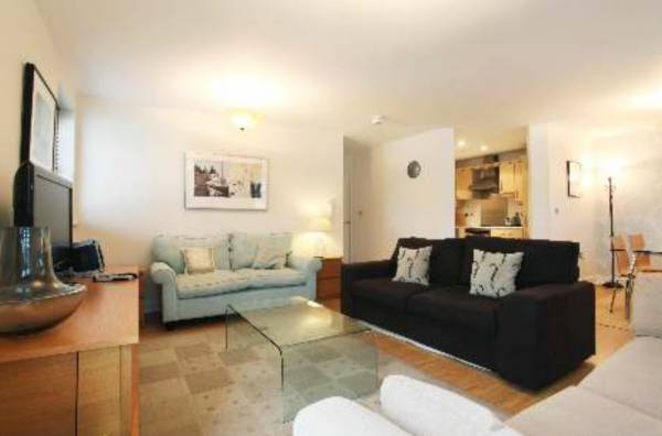 Images for Main Other of Gomati Iris